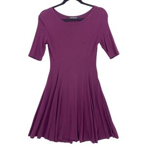Popular Basics Purple Skater Dress M Short Sleeve Fit and Flare Scoop Neck